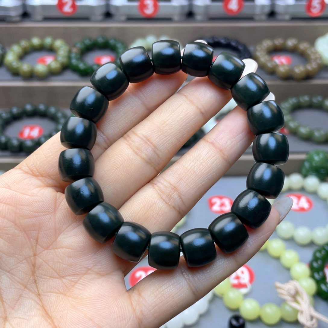 和田玉手串未镶嵌