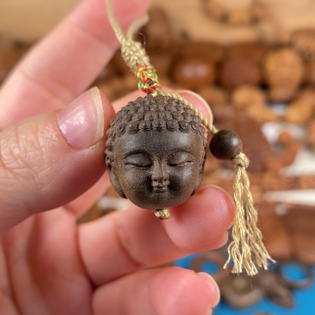 钢***缘散珠檀香木阴沉老山檀香2.1佛头高货福利