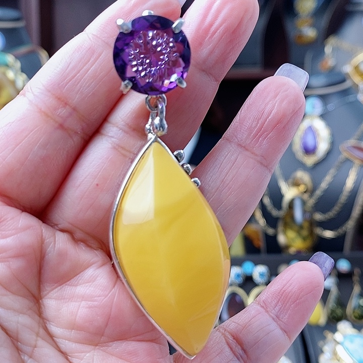 琥珀颈饰银S925镶嵌吊坠