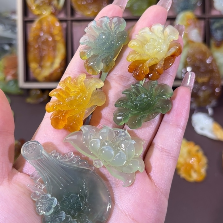 未镶嵌蛇纹石玉颈饰怡**影随机发