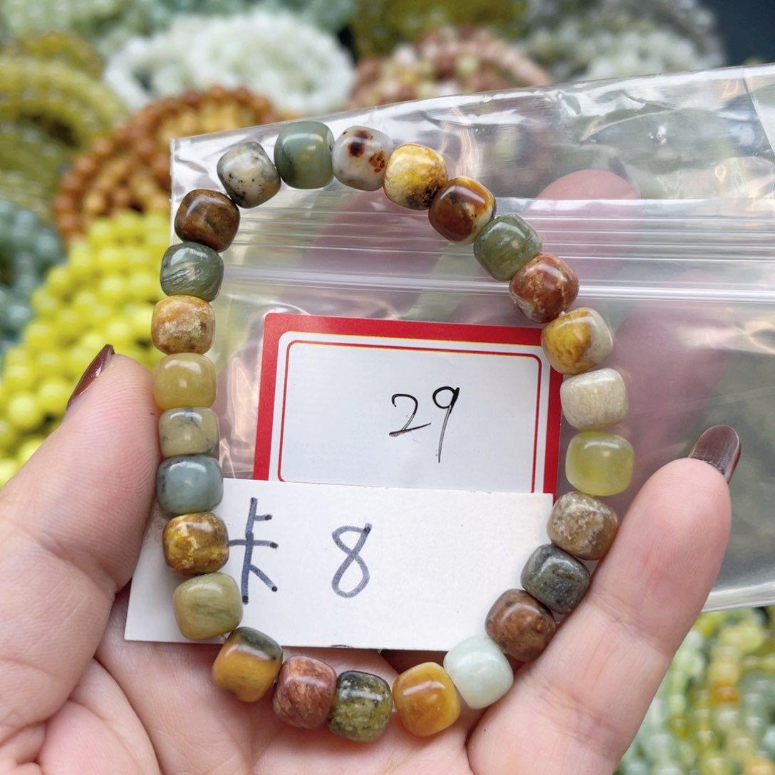 未镶嵌蛇纹石玉手链