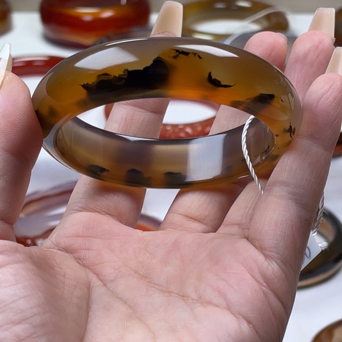 玛瑙/玉髓手镯未镶嵌