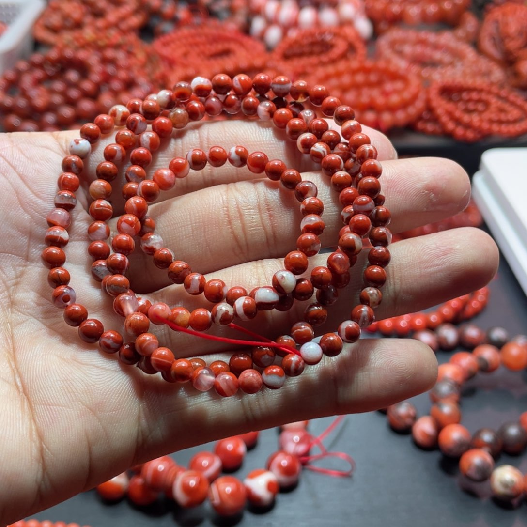 南红玛瑙手链未镶嵌