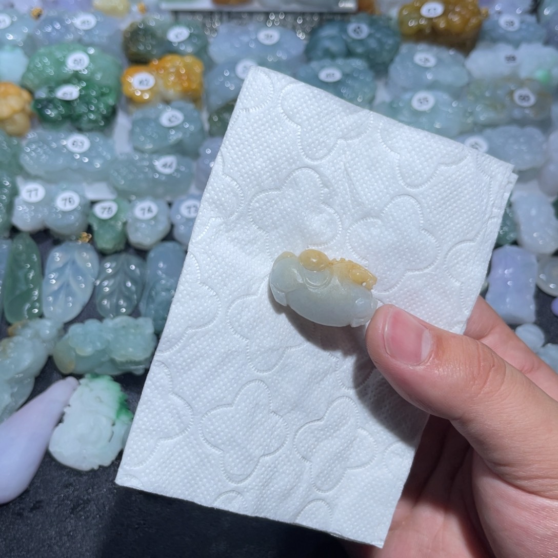 定制翡翠未镶嵌天然