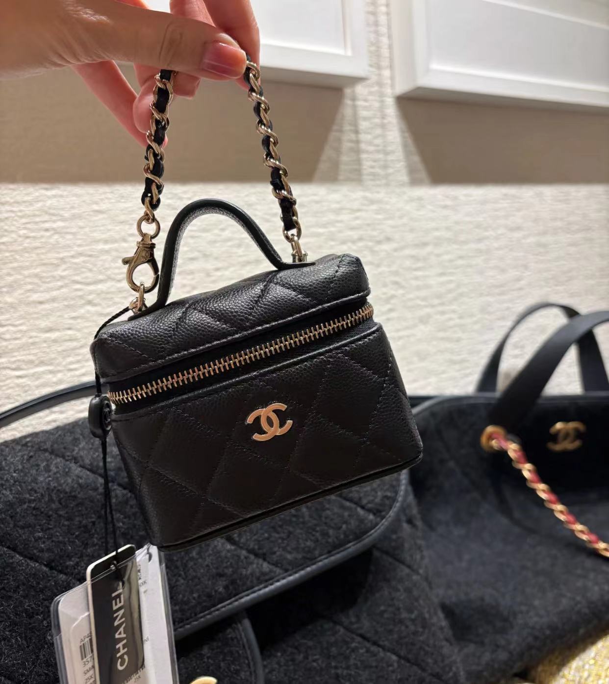 未使用 Chanel/香奈儿 25k黑金mini包挂 11cm 16649017