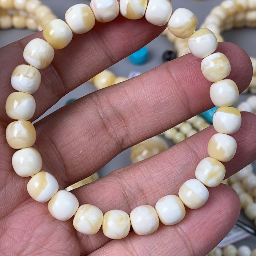 蜜蜡珠宝奇石未镶嵌8.5×8mm