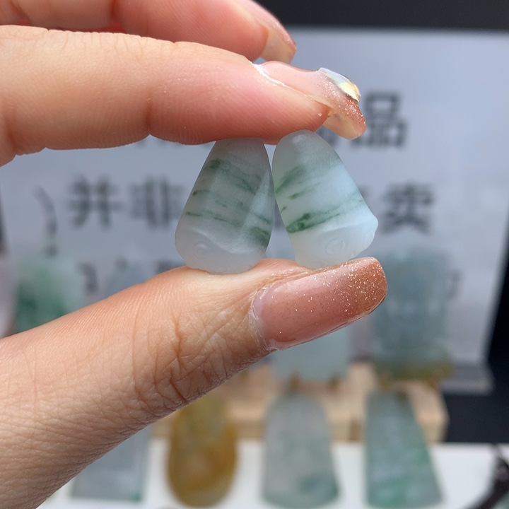 定制翡翠未镶嵌天然翡翠