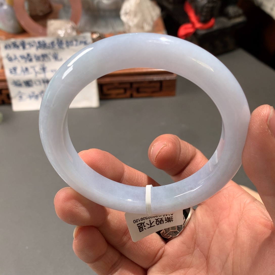 翡翠手镯未镶嵌58.2圈口