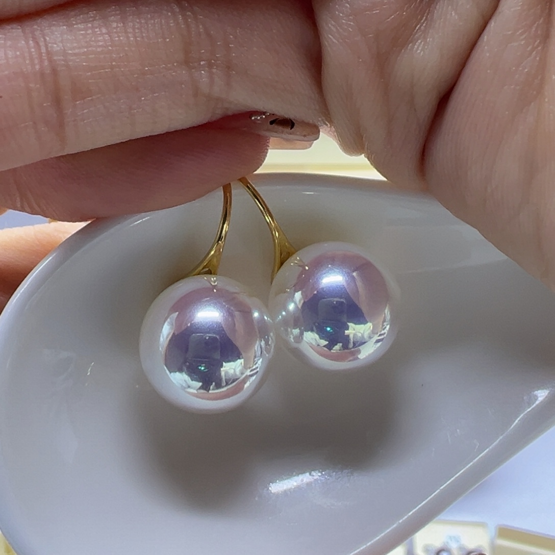 耳饰18K金镶嵌淡水珍珠