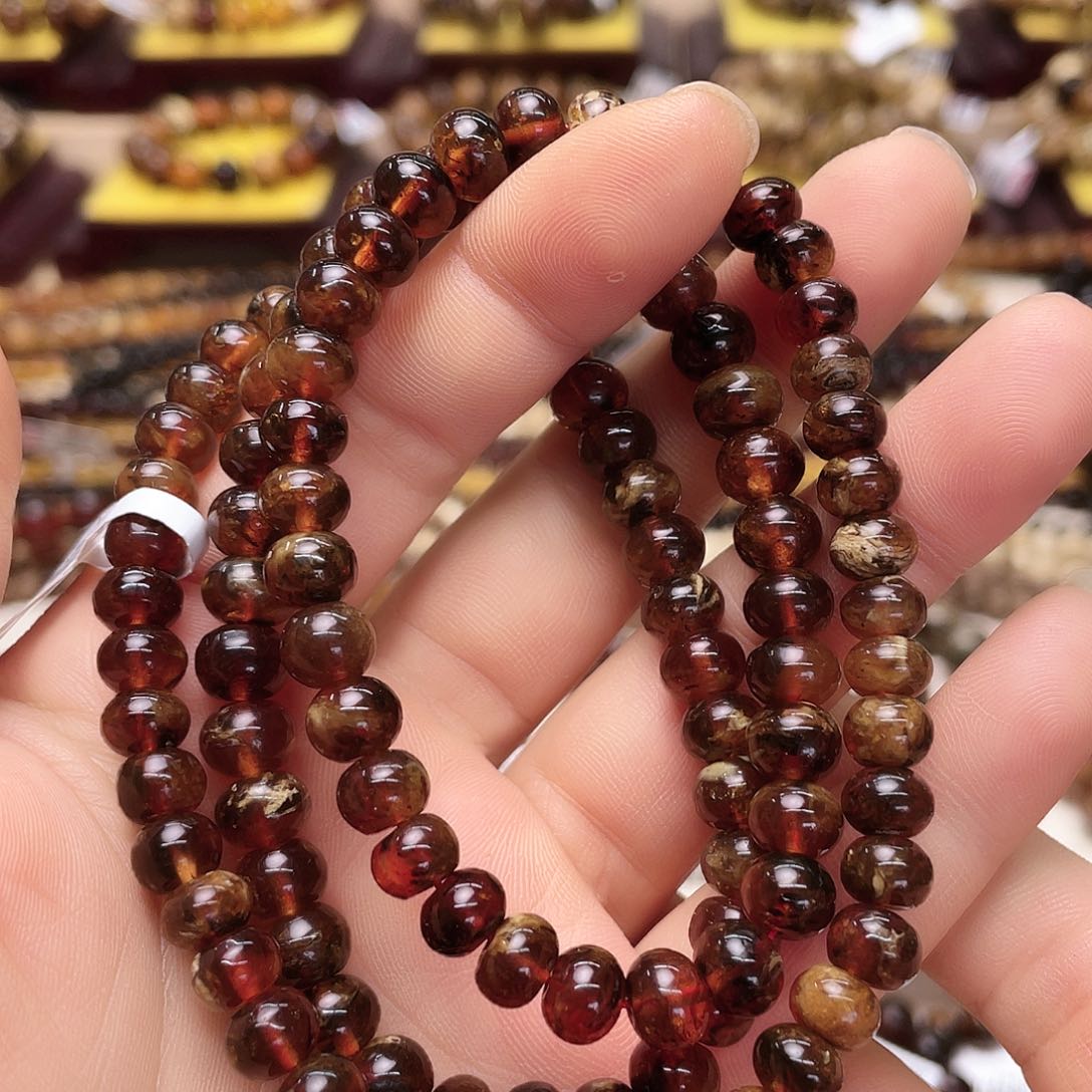 琥珀裸石未镶嵌七70330