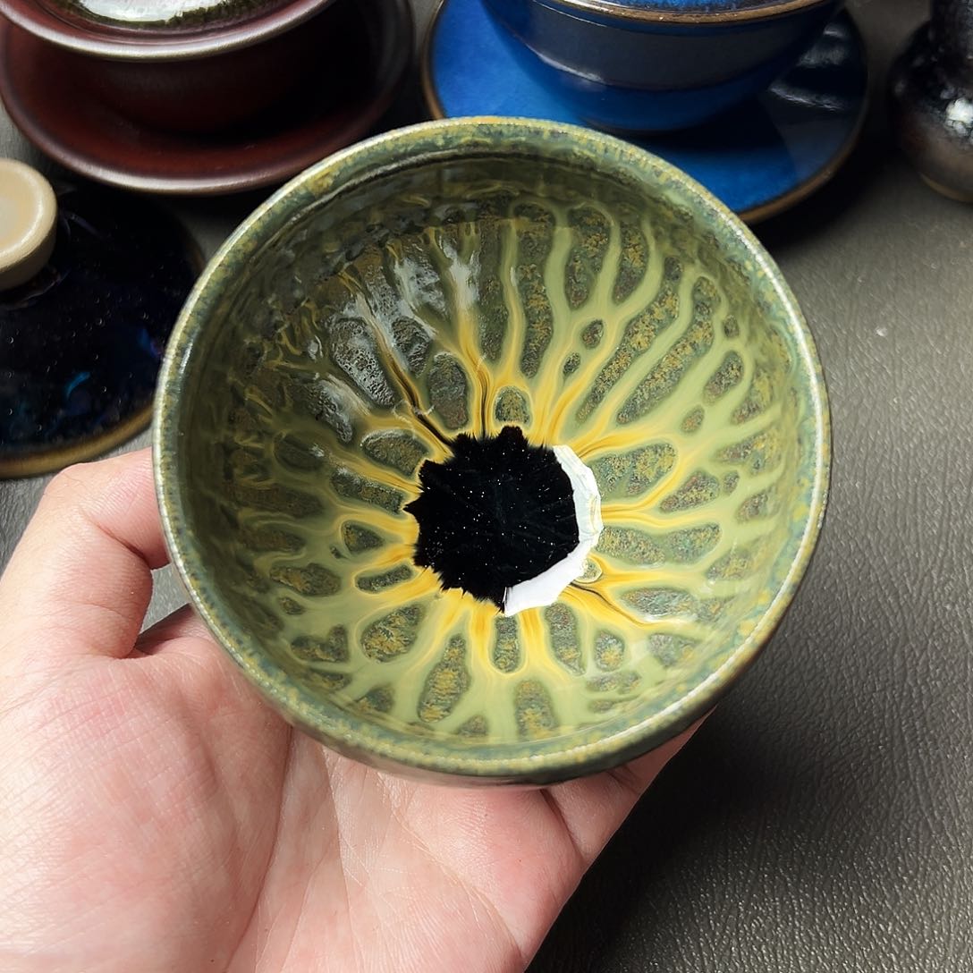 茶盏我想去买东西的路上我