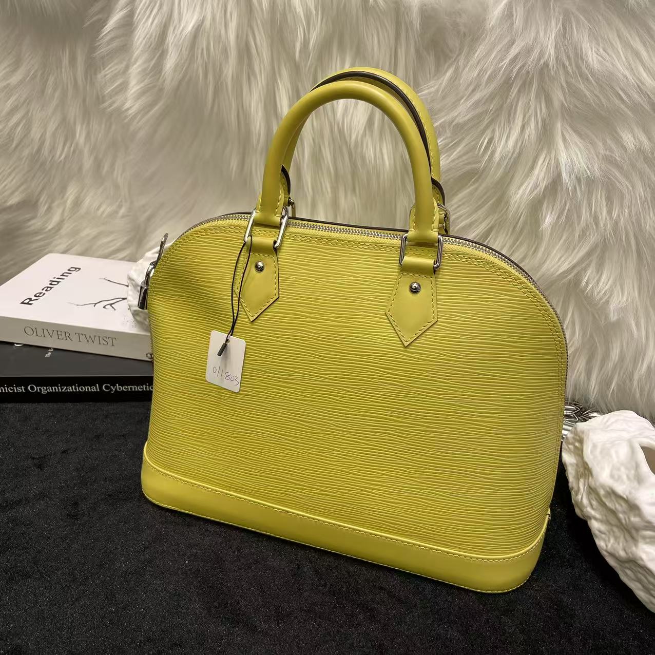 95新 LouisVuitton/路易威登 嘻总/95新/011803/单肩包