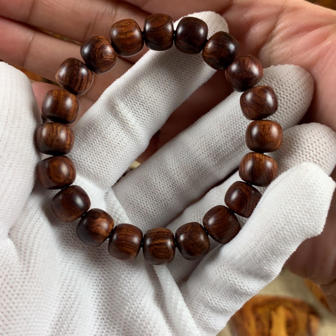 黄花梨/降香黄檀0.9*1.0手串