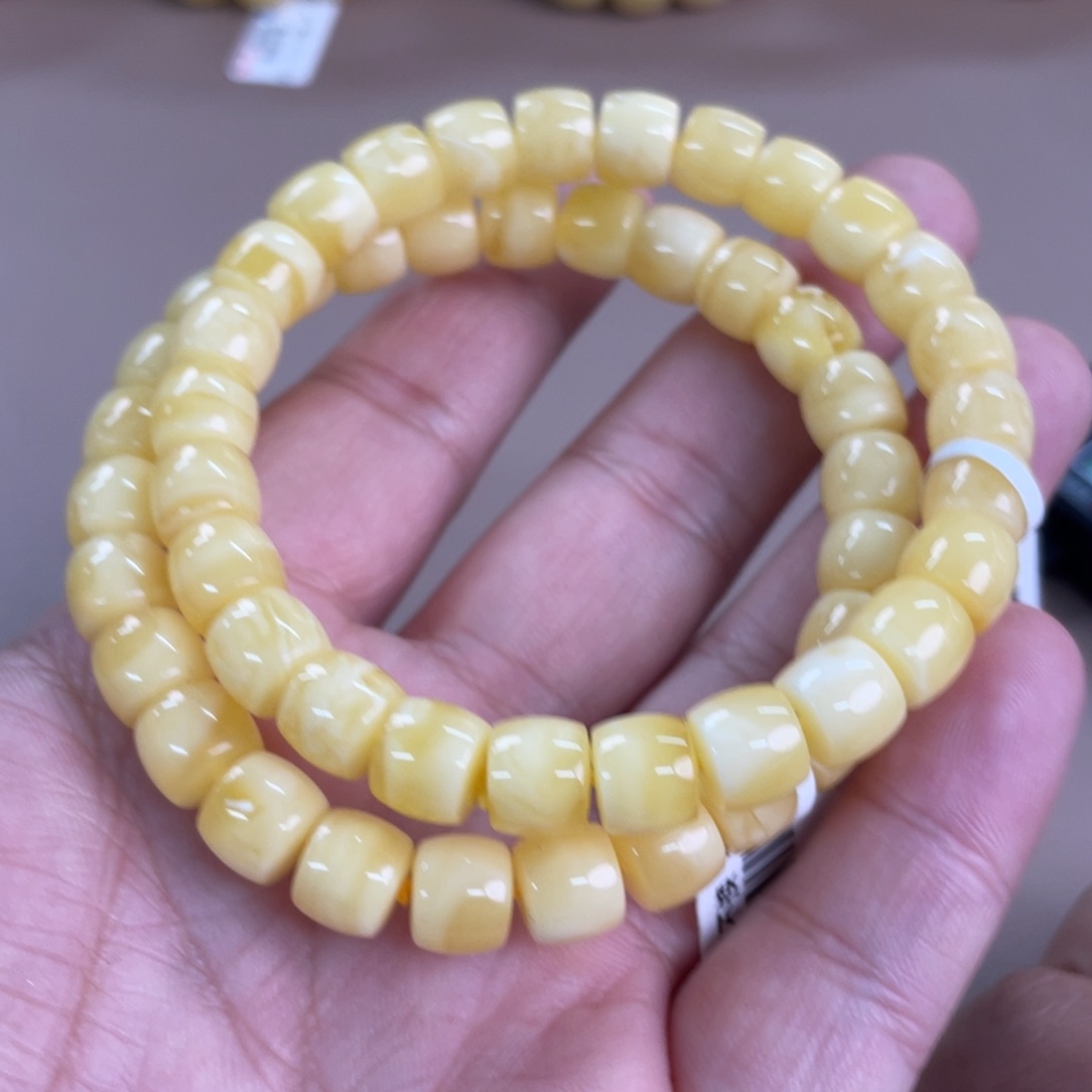 琥珀裸石未镶嵌116多样性发其一