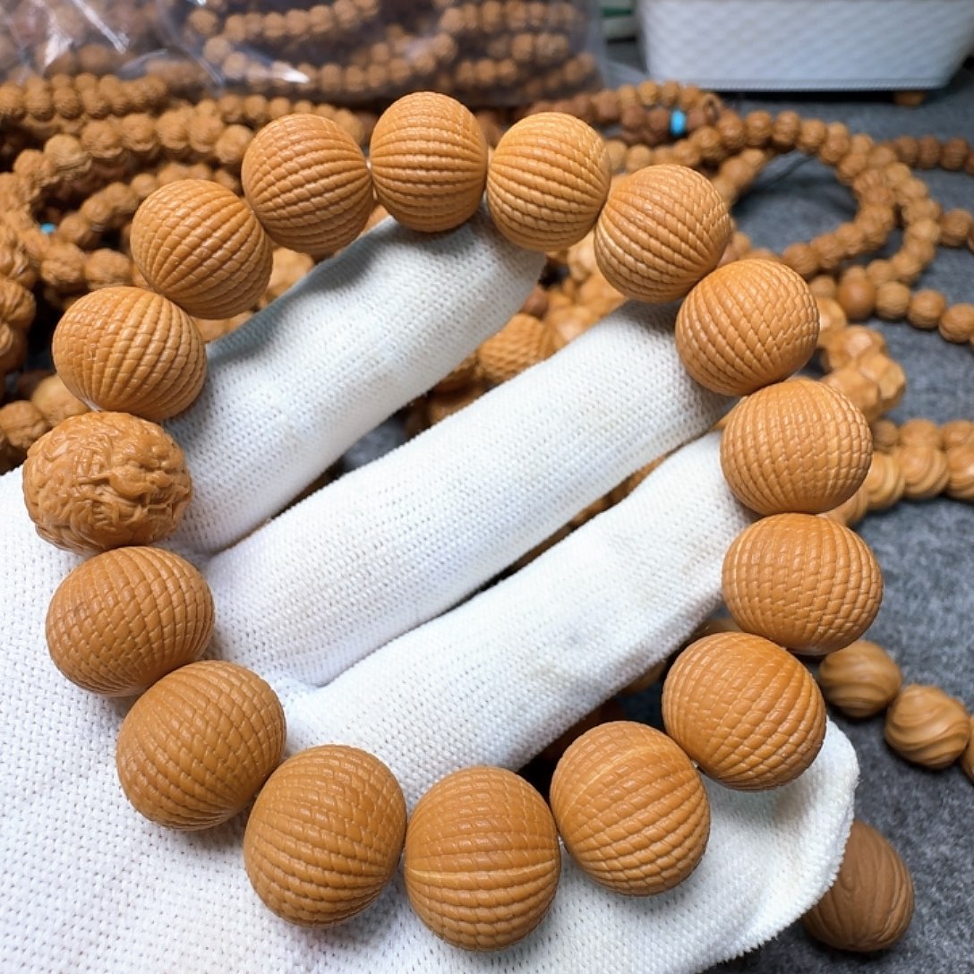 猴头核桃手串猴头雕刻龙鳞手串