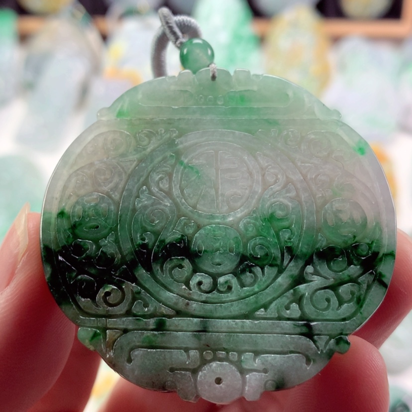 【闪购商品】翡翠吊坠(不含链)未镶嵌