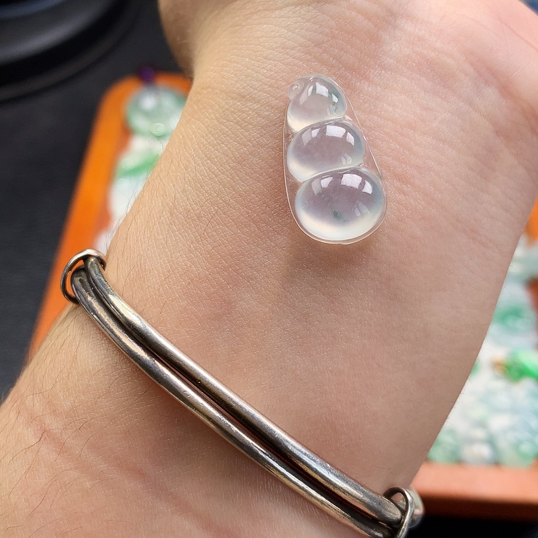 吊坠(不含链)未镶嵌翡翠福豆