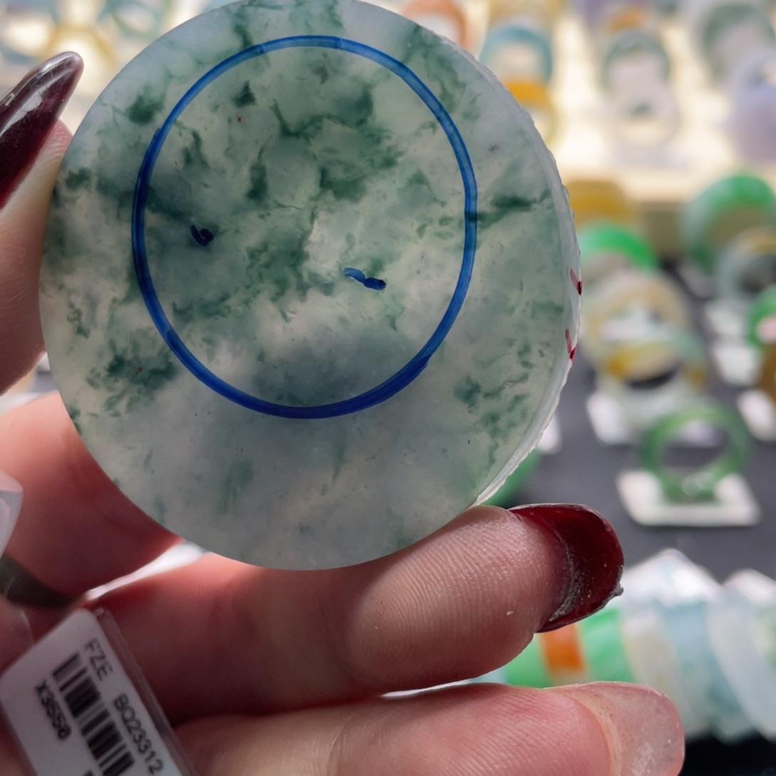 定制翡翠未镶嵌一**宽戒指26