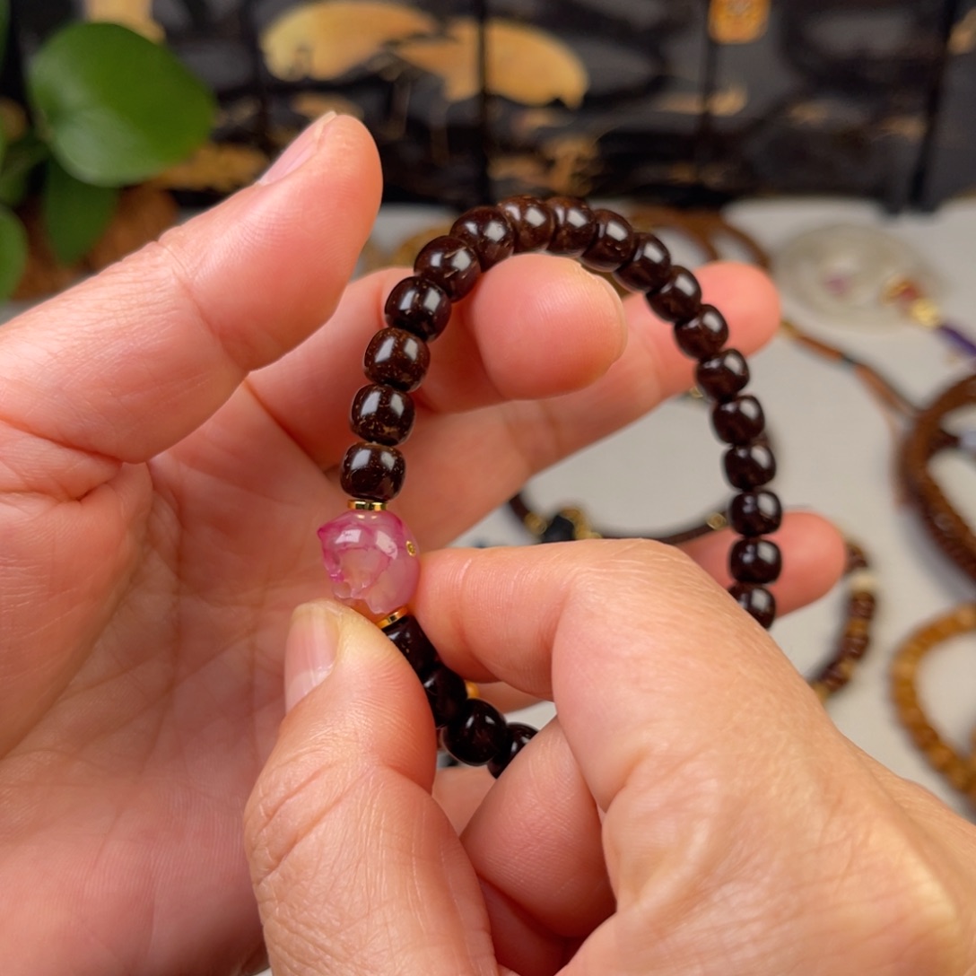 椰蒂吊坠245678899986555