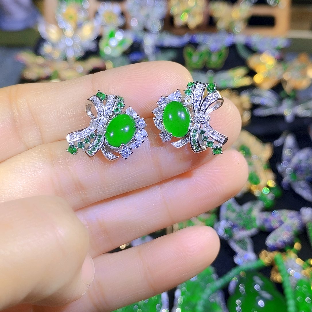 吊坠(不含链)银S925镀金镶嵌翡翠