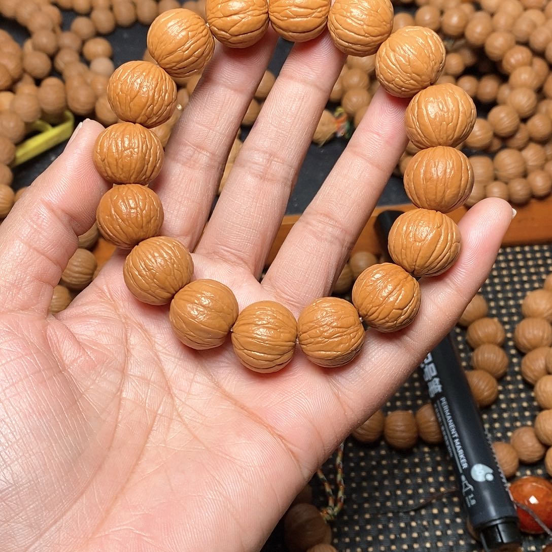 猴头核桃吊坠清***里盆1.82