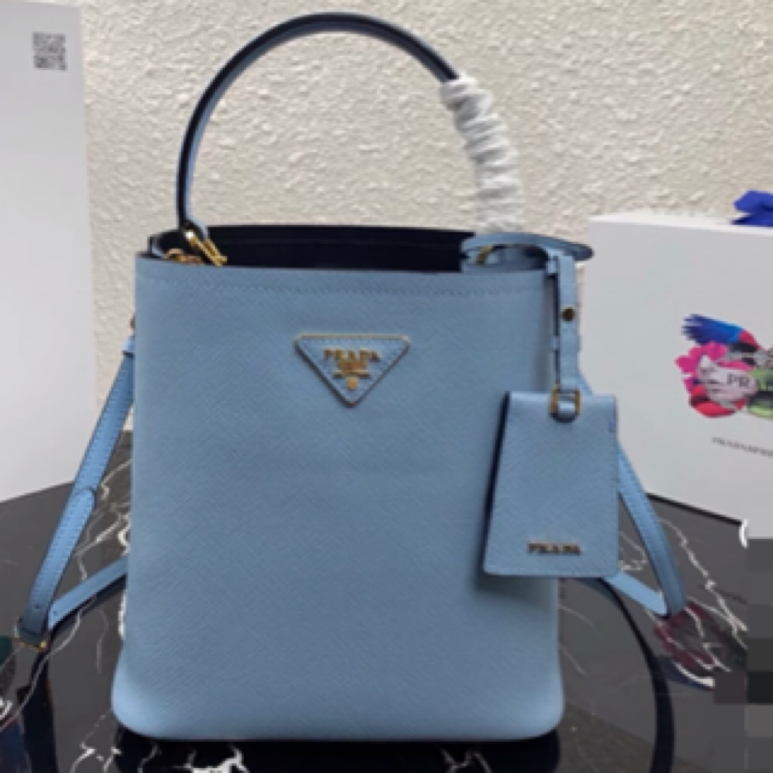 99新 Prada/普拉达 珍甄 雾霾蓝小号水桶 手提包49858