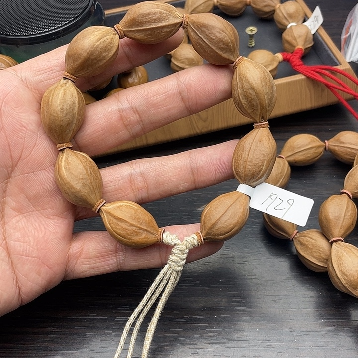 艳****吊坠橄榄核1929梅林铁核……