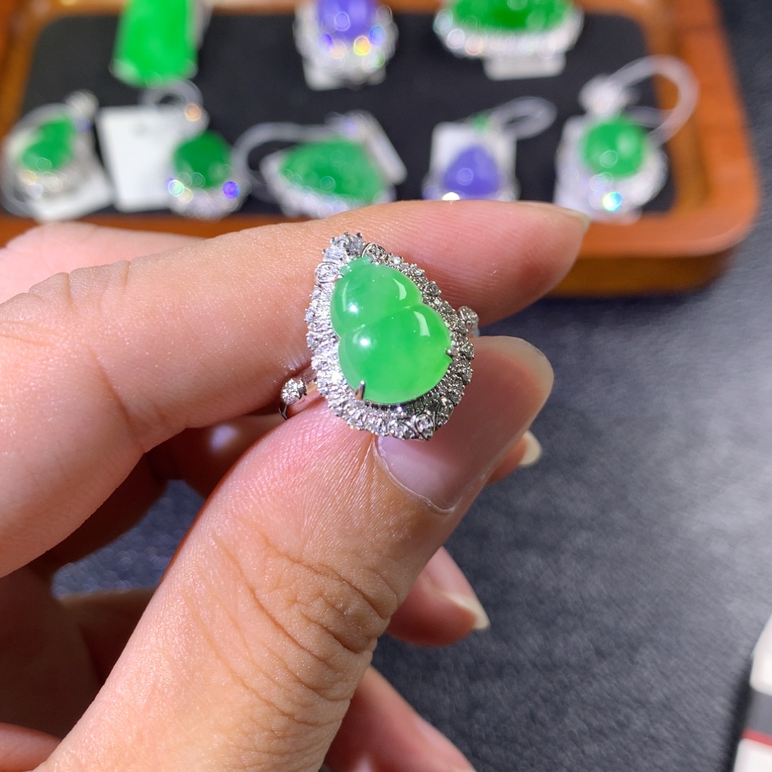 翡翠18K金镶嵌戒指两用款