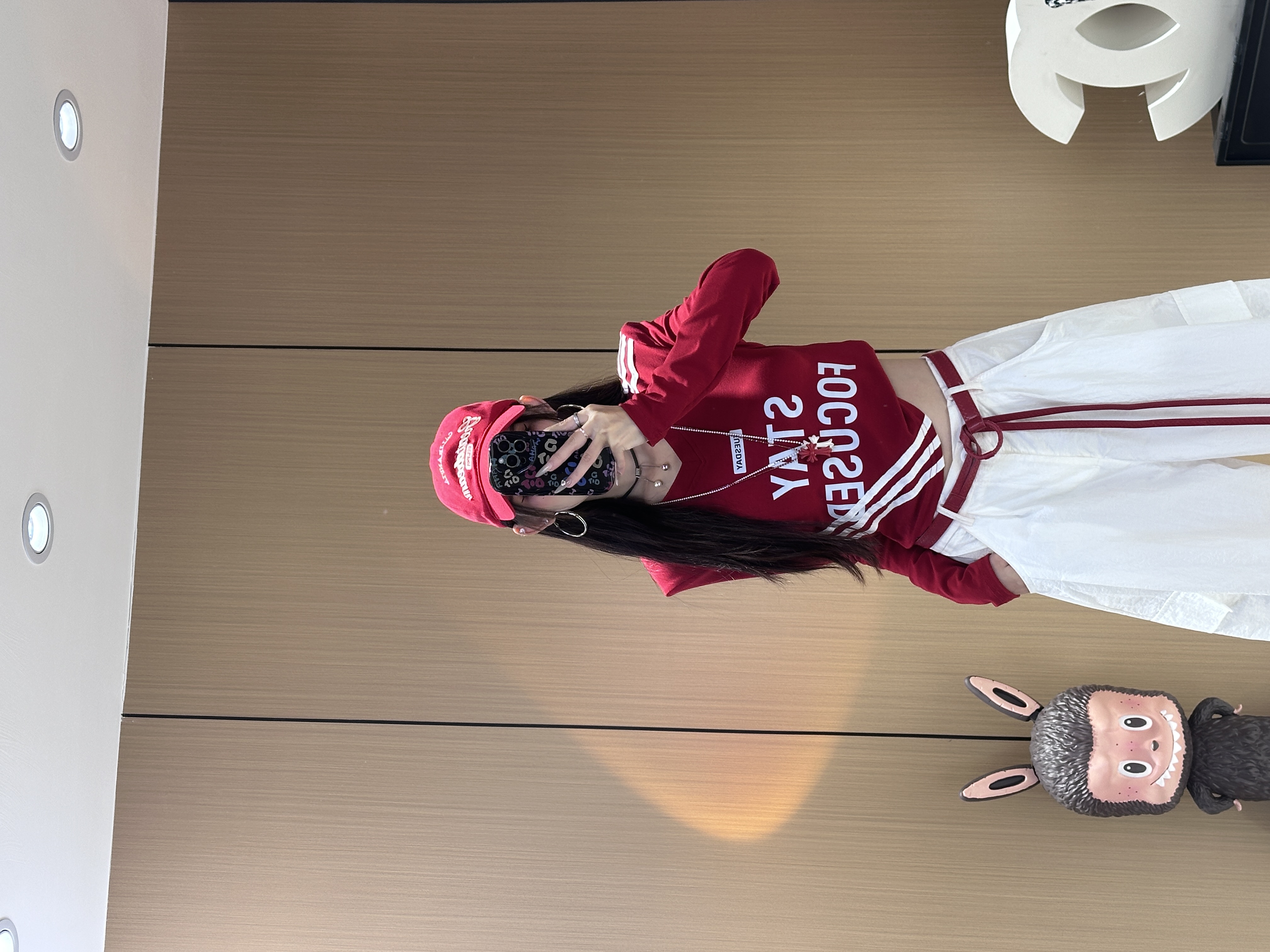 XX8297美式辣妹V领印花长袖T恤女早秋设计感撞色修身短款打底上衣
