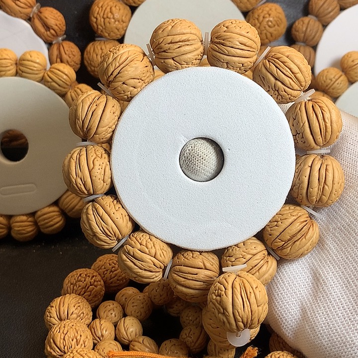 上***签桃核手串20尺盘锦肌肉