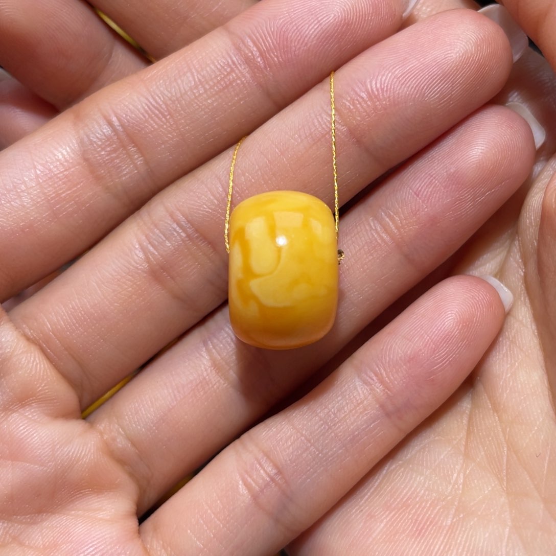 【闪购商品】琥珀裸石未镶嵌墩子