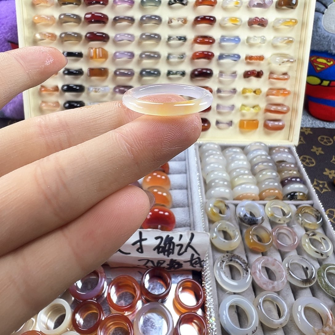 玛瑙/玉髓未镶嵌戒指A3不退换19.3港21