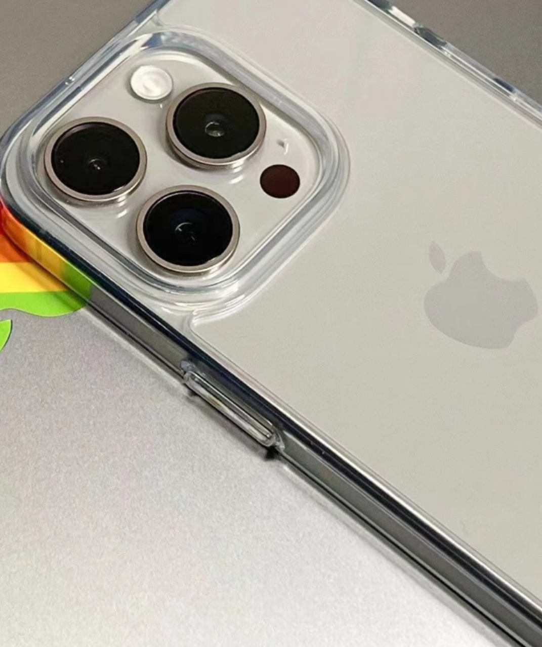 apple/苹果 13p手机壳钢化膜黑色白色蓝色强度硬耐用