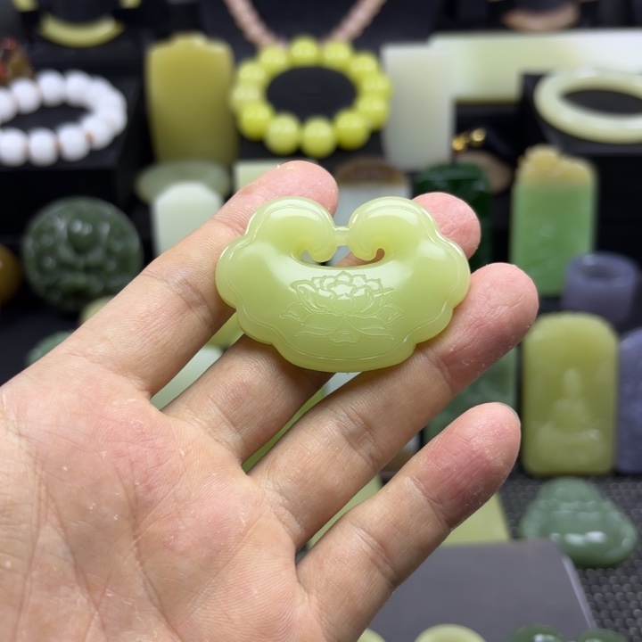 【闪购商品】和田玉未镶嵌颈饰