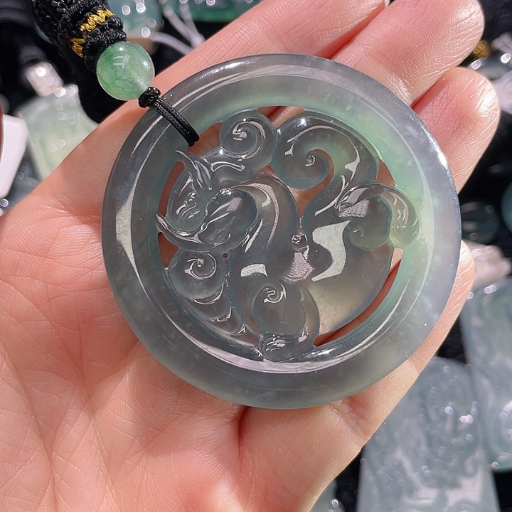 翡翠颈饰未镶嵌27，