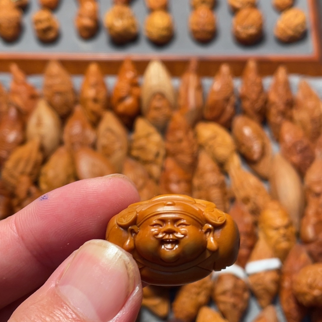 橄榄核手串/手链横财神