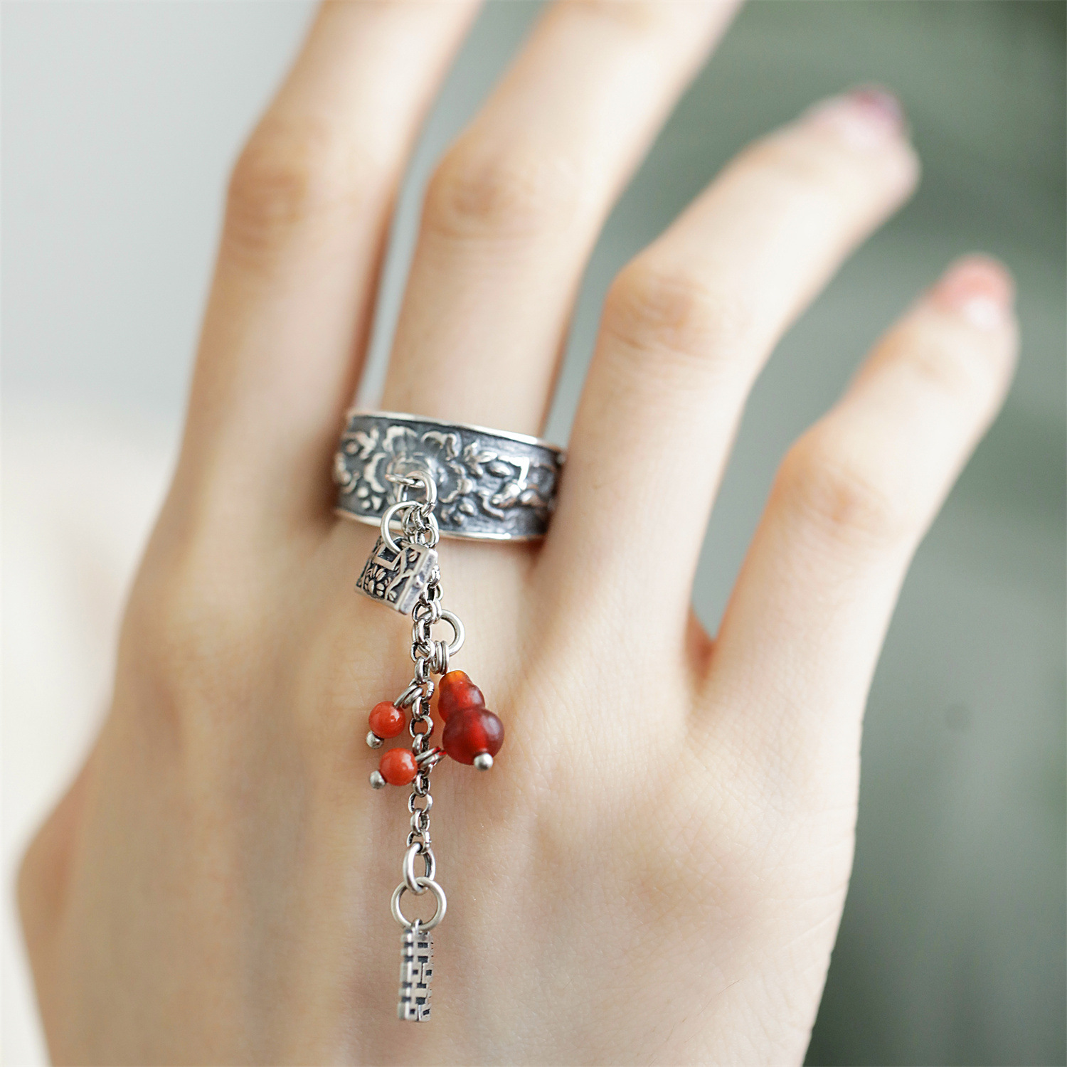 925银戒指 S925通体银双喜锁红流苏提溜牡丹戒指12-18#可戴J12096