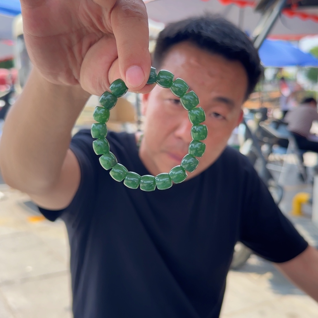 和田玉未镶嵌颈饰10