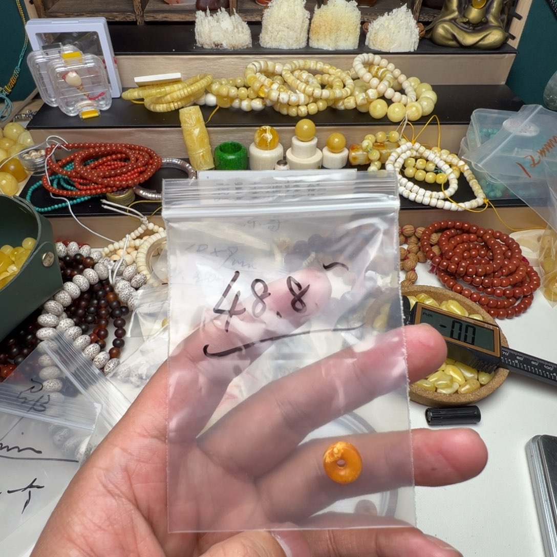 琥珀裸石未镶嵌特价处理