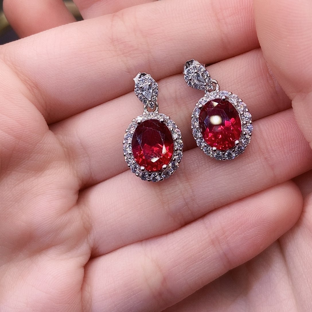 红宝石银S925镶嵌耳饰
