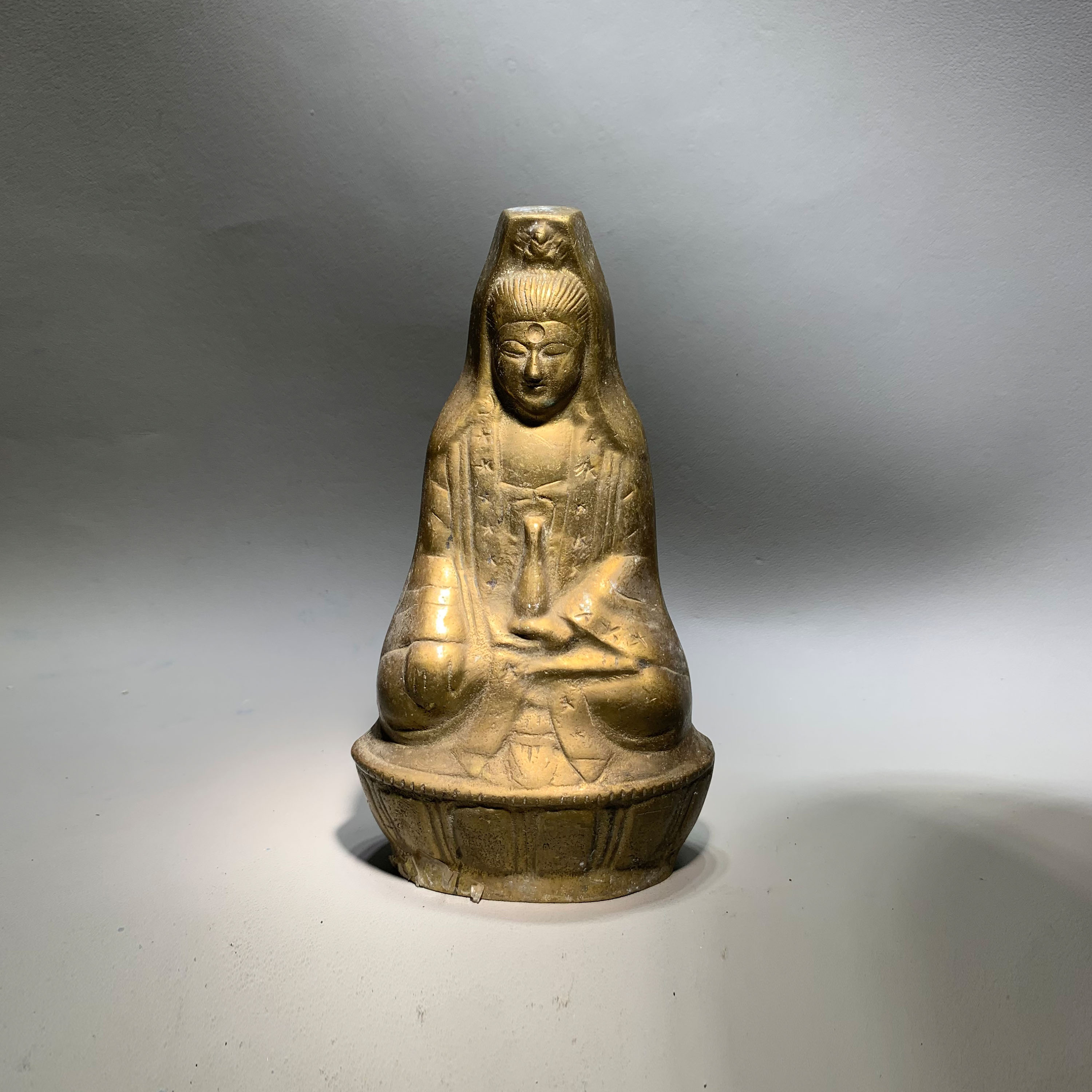 1205-06铜造像观音菩萨