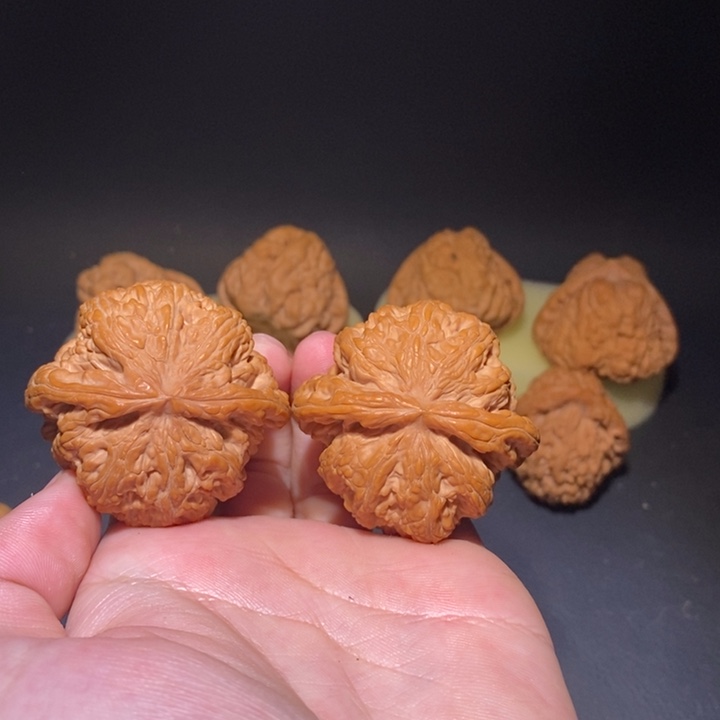 文玩核桃吊坠马*全品45粗筋