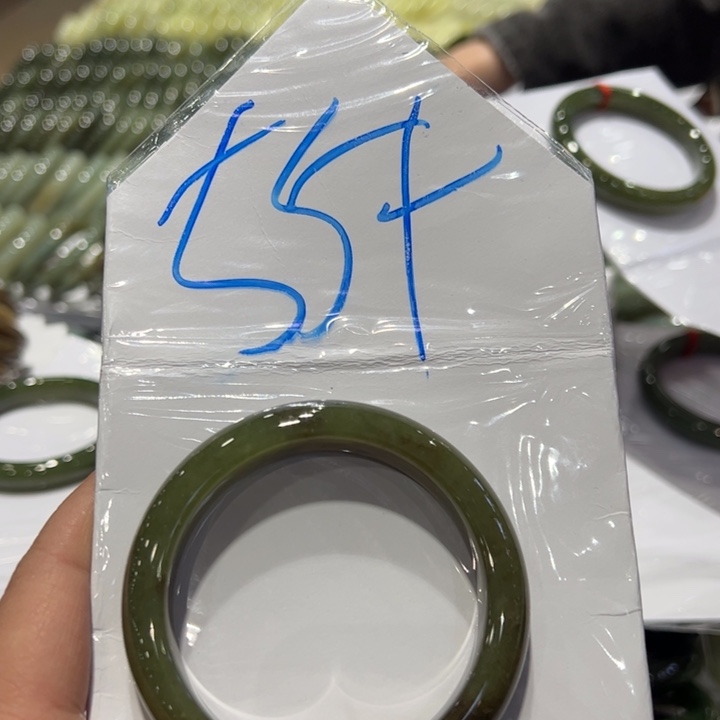 和田玉（糖玉）手镯未镶嵌