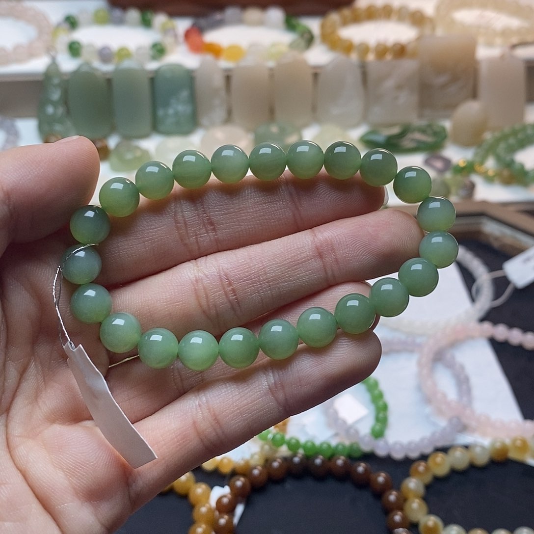 和田玉手链未镶嵌粉青猫眼卡八