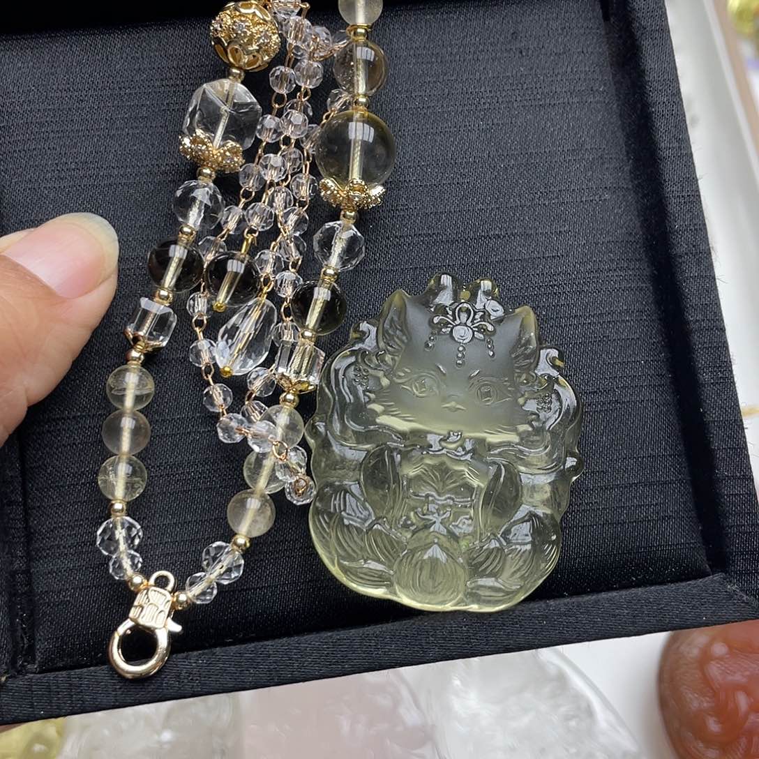 吊坠(不含链)未镶嵌水晶小*?