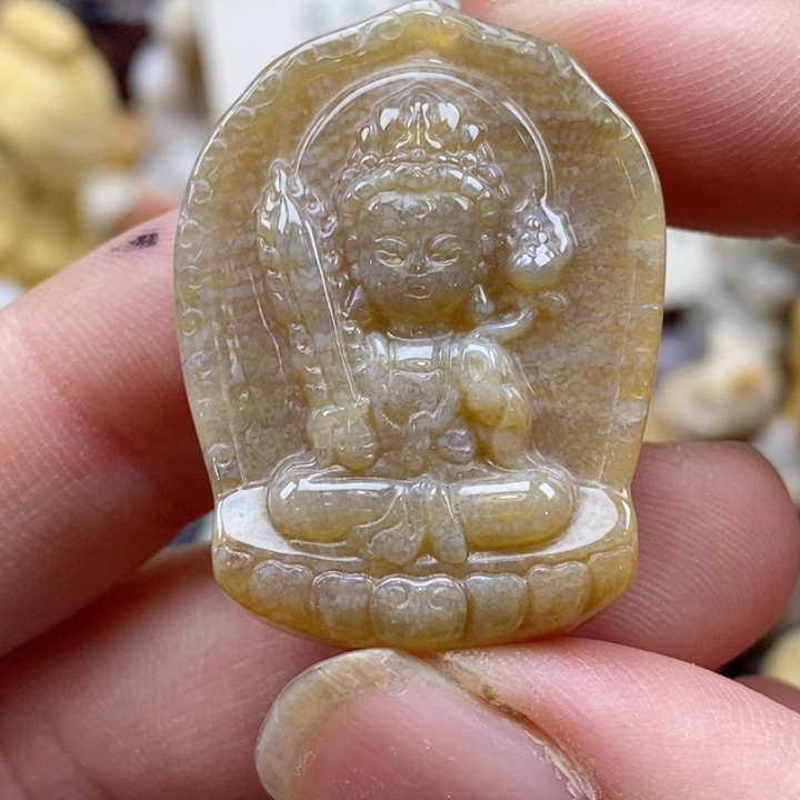 颈饰未镶嵌硅化珊瑚（珊瑚玉）小