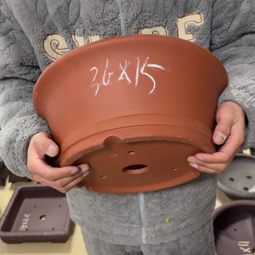 紫砂花盆呜呜呜呜