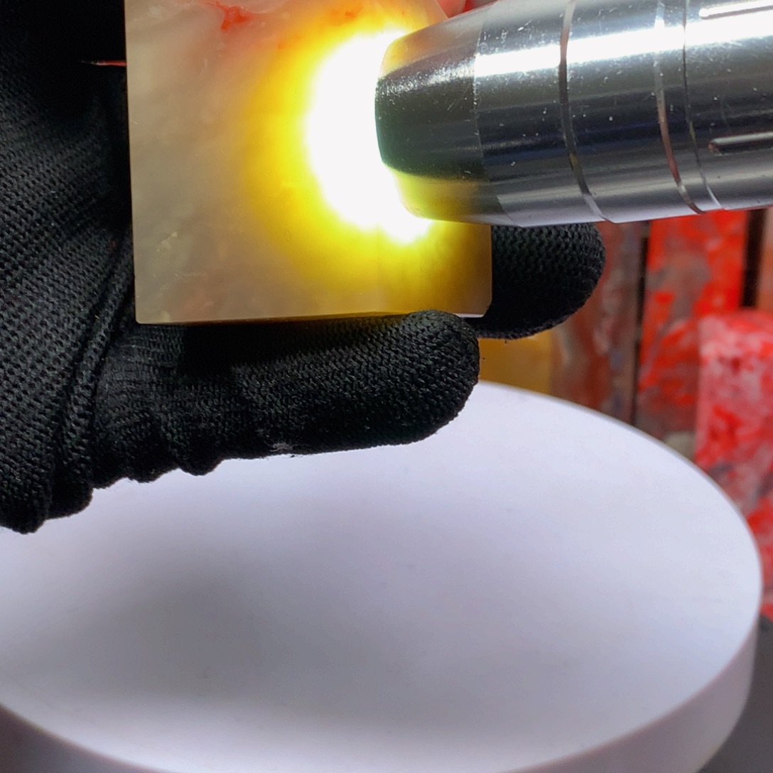 昌化石田黄鸡血印章