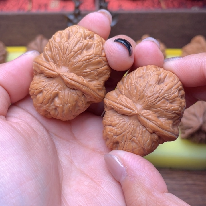 吊坠桃核41全元宝 376