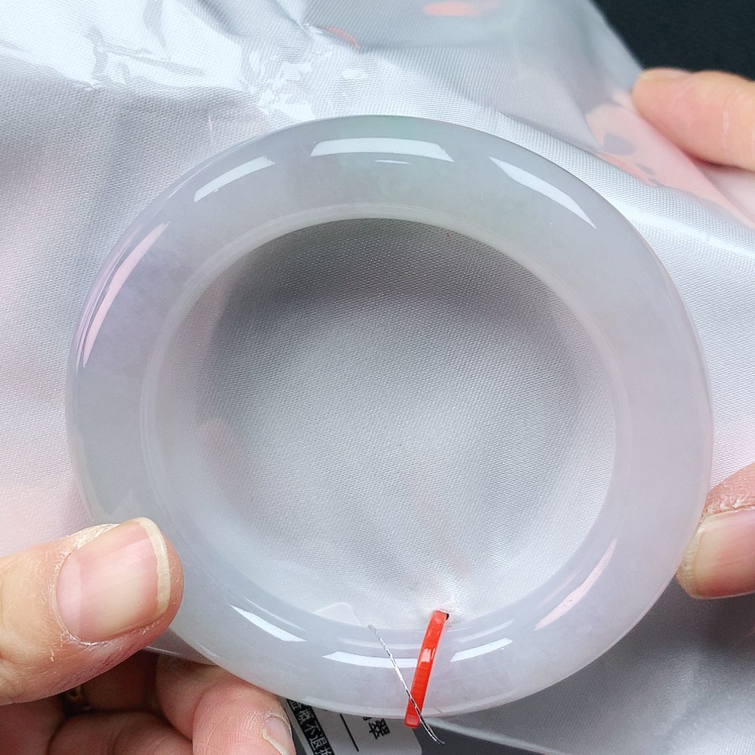 翡翠手镯未镶嵌56胖